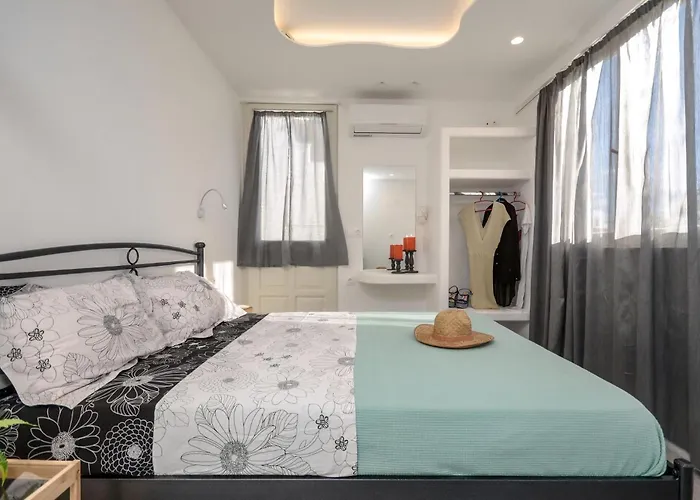 Naxos Double Private Balcony Views * Naxos City